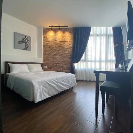 Highlight House Hotel Pleiku Bagian luar foto
